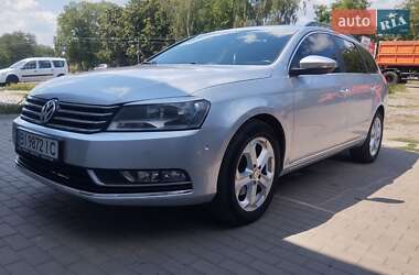 Універсал Volkswagen Passat 2011 в Хоролі