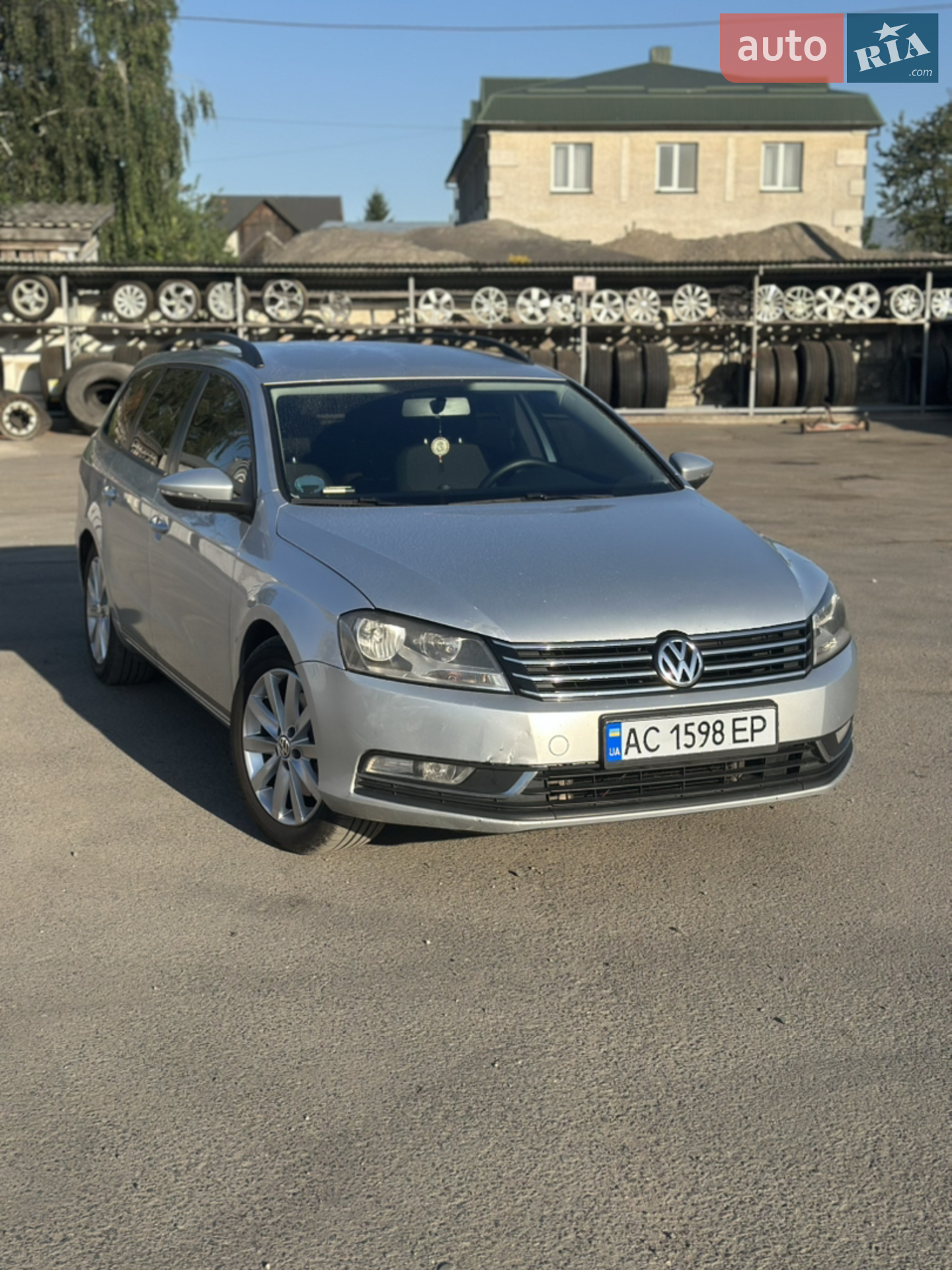 2012 Volkswagen Passat - мініатюра 2
