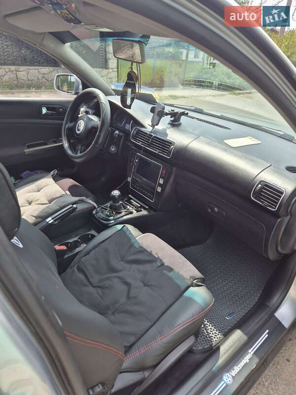 Универсал Volkswagen Passat 2001 в Одессе