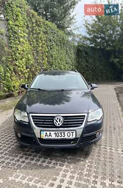 Универсал Volkswagen Passat 2010 в Киеве