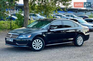 Седан Volkswagen Passat 2014 в Киеве