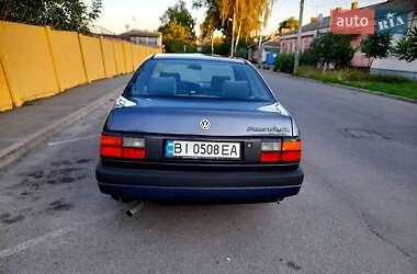 Седан Volkswagen Passat 1989 в Полтаве