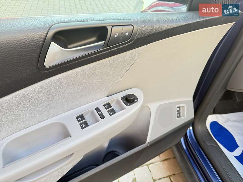 Универсал Volkswagen Passat 2008 в Каменец-Подольском фото 13 Универсал Volkswagen Passat 2008 в Каменец-Подольском