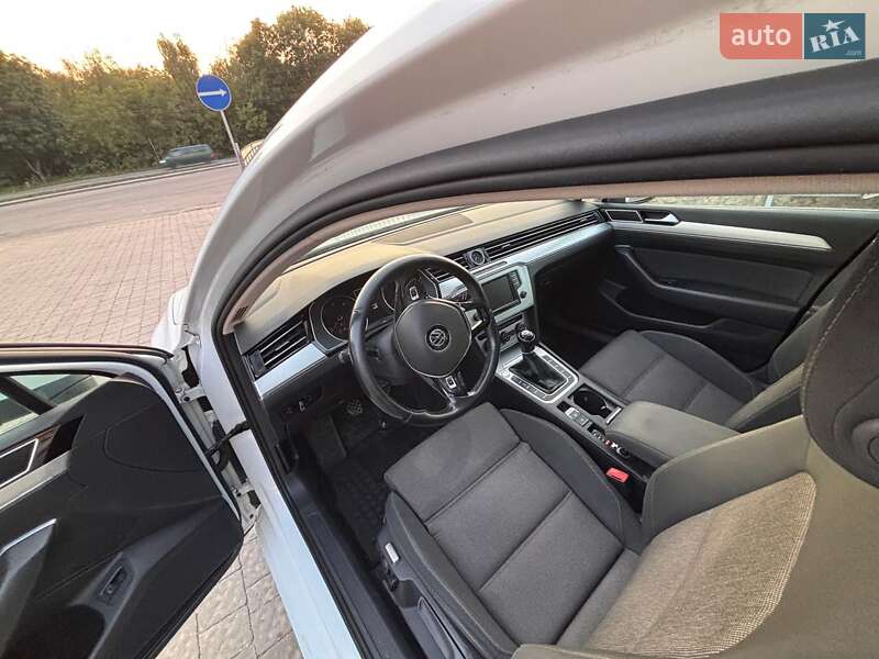 Универсал Volkswagen Passat 2015 в Тернополе фото 12 Универсал Volkswagen Passat 2015 в Тернополе
