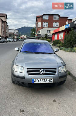 Седан Volkswagen Passat 2004 в Тячеве