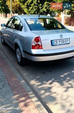 Седан Volkswagen Passat 2001 в 