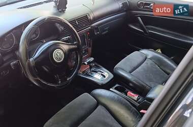 Седан Volkswagen Passat 2003 в Березовке