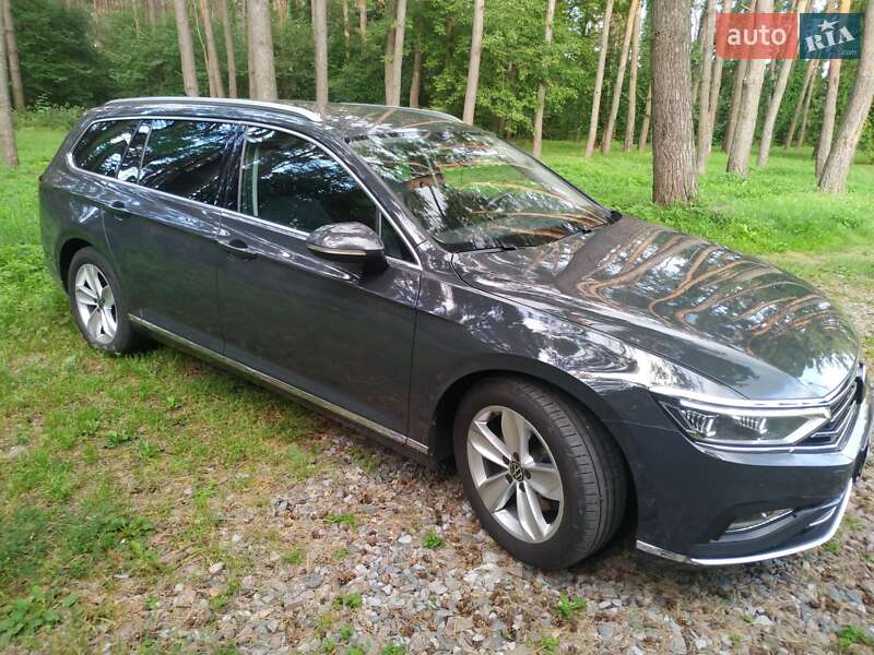 Volkswagen Passat 2021