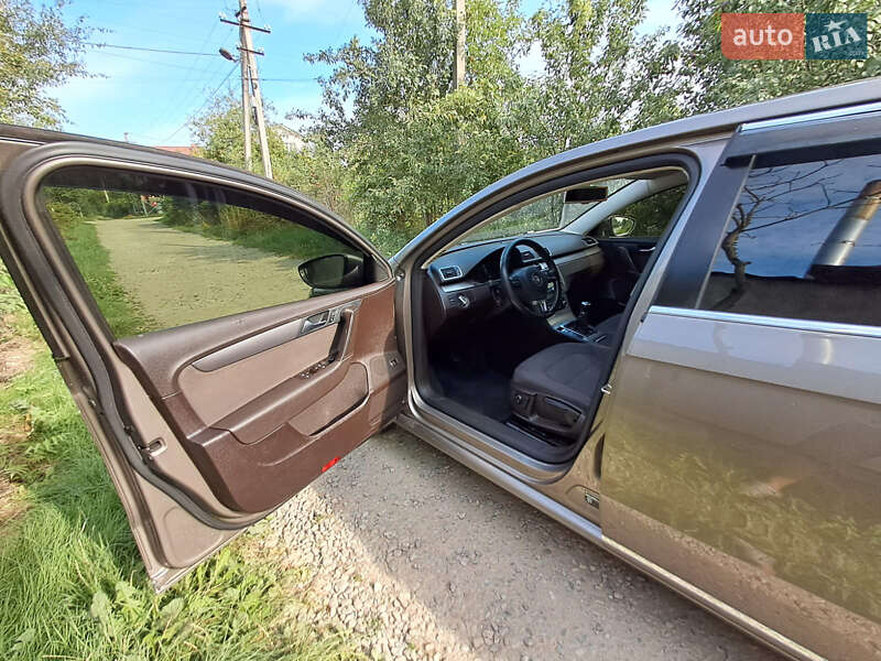Седан Volkswagen Passat 2011 в Ивано-Франковске фото 14 Седан Volkswagen Passat 2011 в Ивано-Франковске