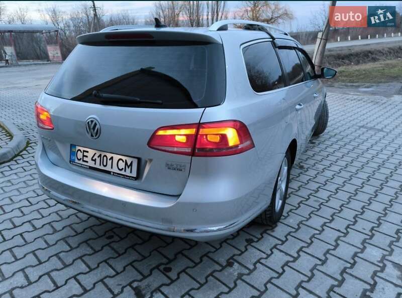 Универсал Volkswagen Passat 2012 в Кельменцах