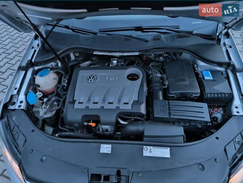 Универсал Volkswagen Passat 2012 в Кельменцах