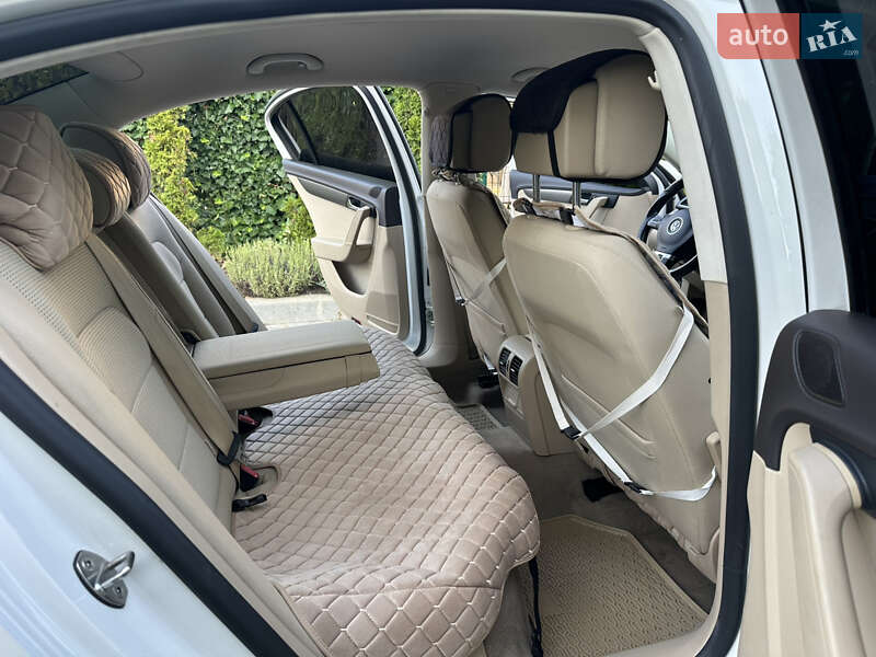 Седан Volkswagen Passat 2012 в Одессе