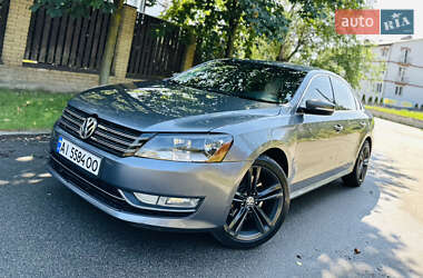Седан Volkswagen Passat 2014 в Киеве