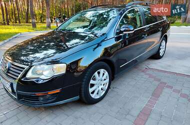 Универсал Volkswagen Passat 2008 в Вараше