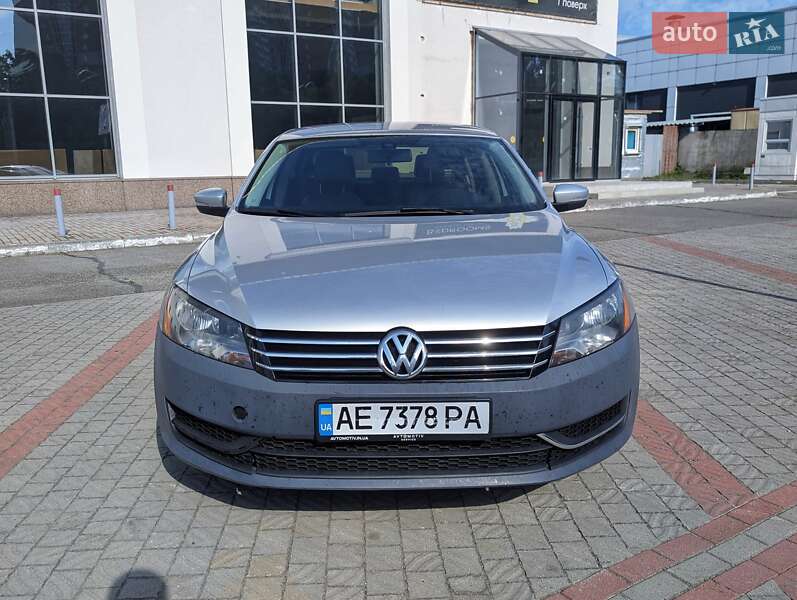 Седан Volkswagen Passat 2013 в Днепре фото 4 Седан Volkswagen Passat 2013 в Днепре