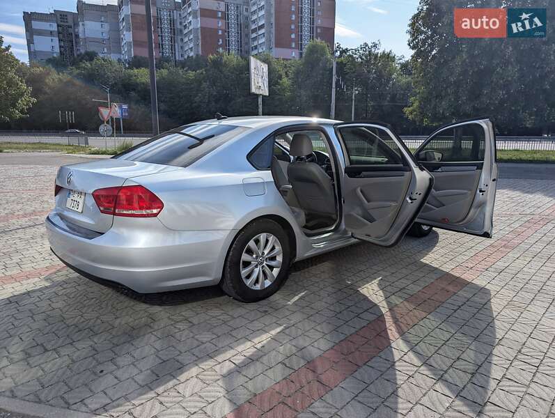 Седан Volkswagen Passat 2013 в Днепре фото 11 Седан Volkswagen Passat 2013 в Днепре