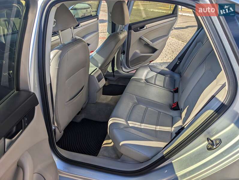 Седан Volkswagen Passat 2013 в Днепре фото 17 Седан Volkswagen Passat 2013 в Днепре