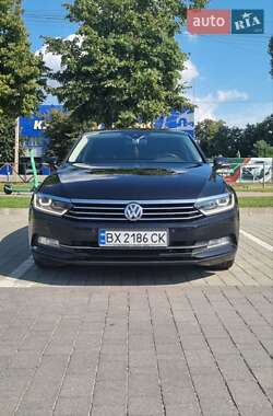 Седан Volkswagen Passat 2015 в Хмельницком