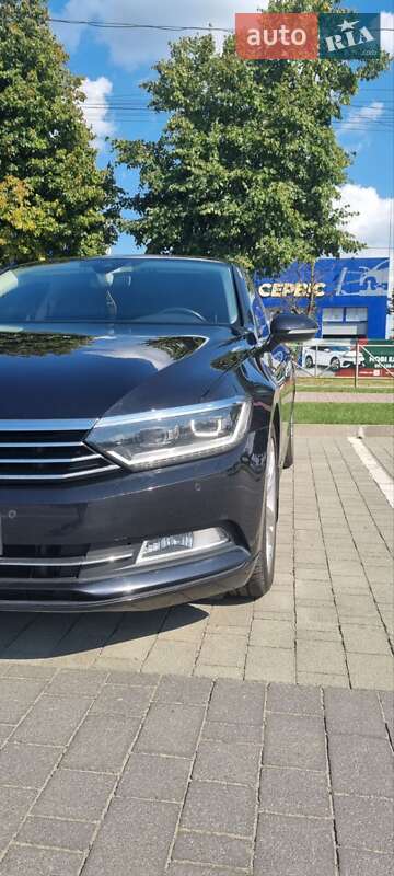 Седан Volkswagen Passat 2015 в Хмельницькому