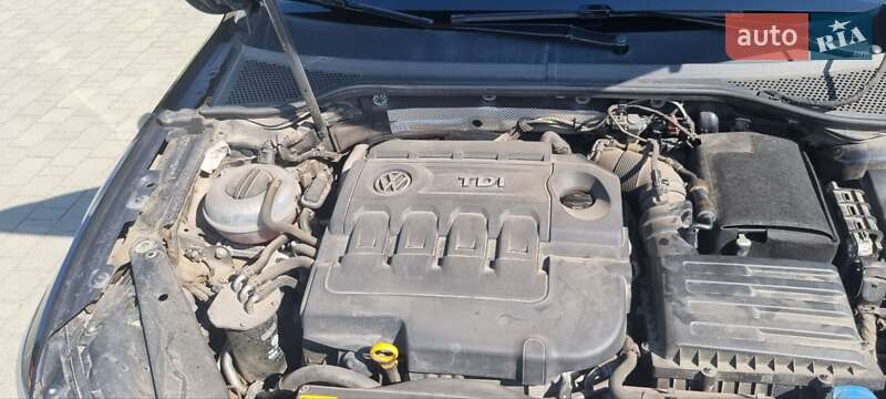 Седан Volkswagen Passat 2015 в Хмельницькому