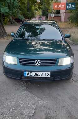 Універсал Volkswagen Passat 1999 в Покрові