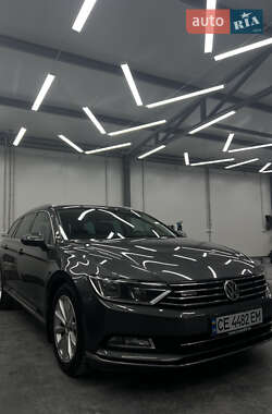Универсал Volkswagen Passat 2015 в Черновцах