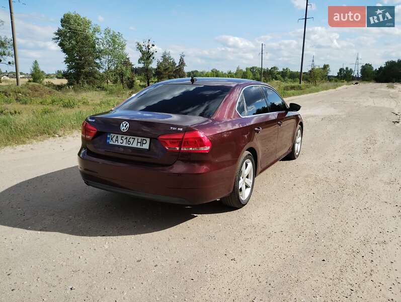 Седан Volkswagen Passat 2013 в Ахтырке