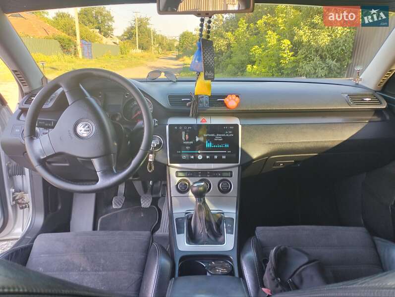 Седан Volkswagen Passat 2005 в Полтаві