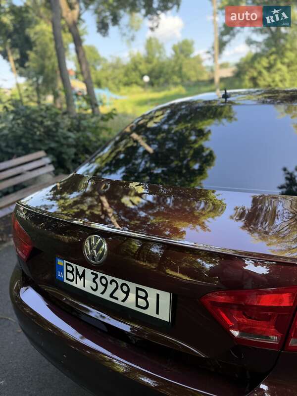 Седан Volkswagen Passat 2013 в Глухове