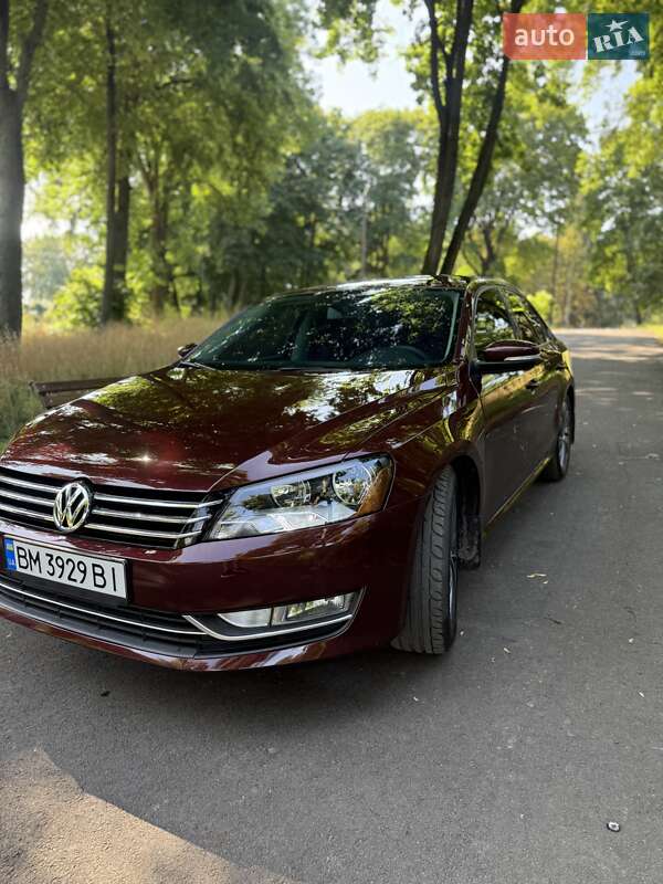 Седан Volkswagen Passat 2013 в Глухове