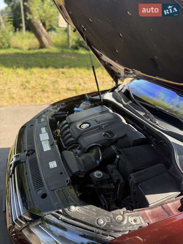 Седан Volkswagen Passat 2013 в Глухове