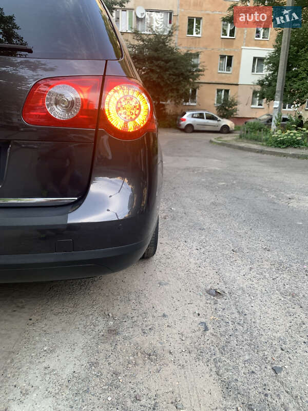 Универсал Volkswagen Passat 2010 в Львове