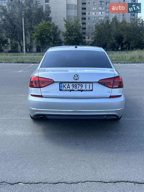 Седан Volkswagen Passat 2016 в Києві