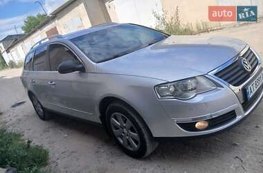 Универсал Volkswagen Passat 2010 в Ивано-Франковске