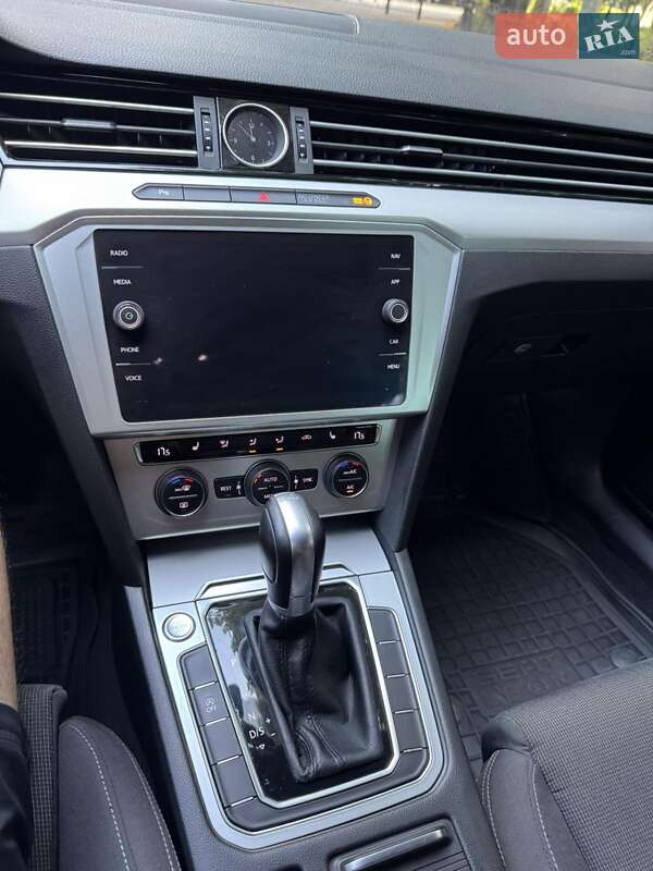 Універсал Volkswagen Passat 2017 в Ніжині