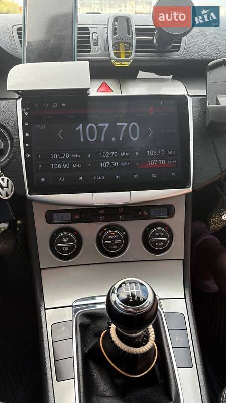 Седан Volkswagen Passat 2006 в Житомирі