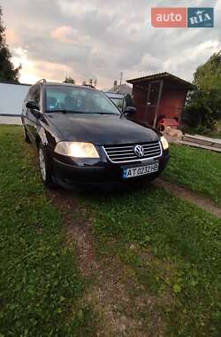 Універсал Volkswagen Passat 2002 в Снятині