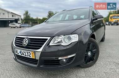Универсал Volkswagen Passat 2008 в Сокале