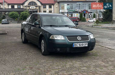 Седан Volkswagen Passat 2001 в Ивано-Франковске