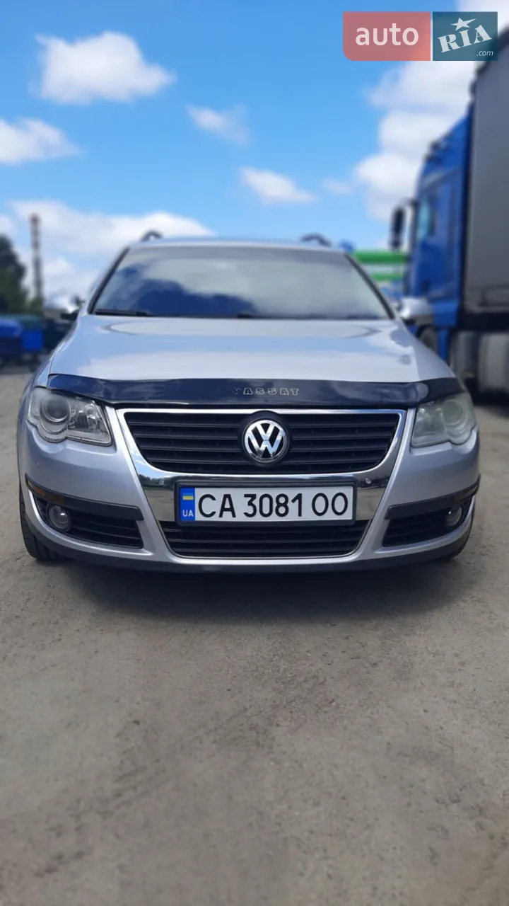 2010 Volkswagen Passat - мініатюра 18