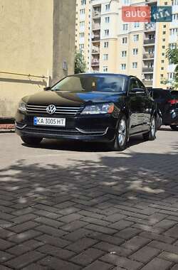 Седан Volkswagen Passat 2013 в Києві