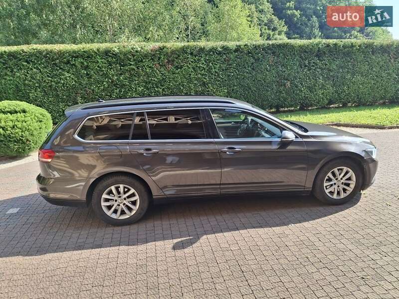 Универсал Volkswagen Passat 2015 в Хусте