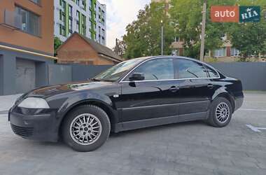 Седан Volkswagen Passat 2001 в Виннице