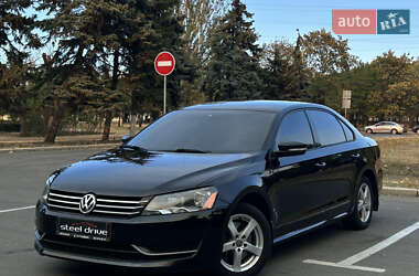 Седан Volkswagen Passat 2014 в Миколаєві