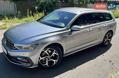 Універсал Volkswagen Passat 2020 в Ковелі