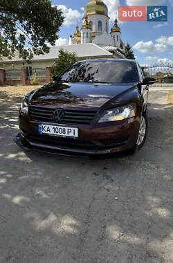 Седан Volkswagen Passat 2012 в Запоріжжі