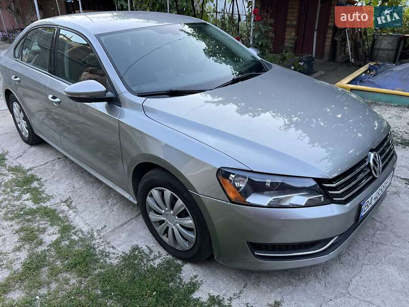 Volkswagen Passat 2011 Volkswagen Passat 2011