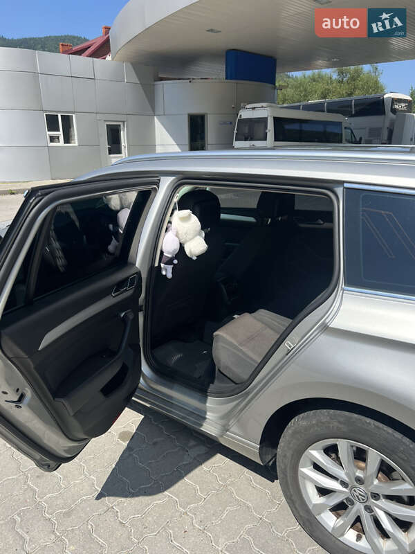 Універсал Volkswagen Passat 2016 в Яремчі