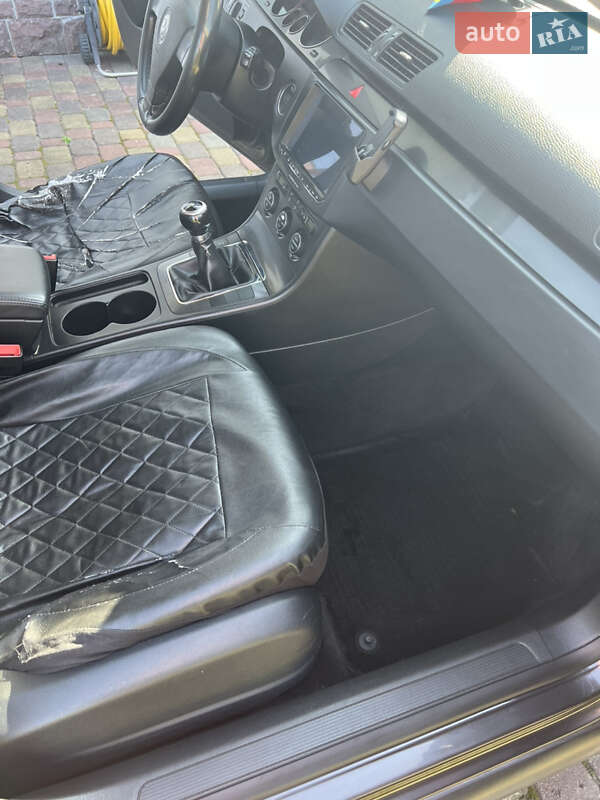 Універсал Volkswagen Passat 2007 в Судовій Вишні
