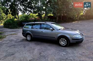 Універсал Volkswagen Passat 2002 в Шептицькому